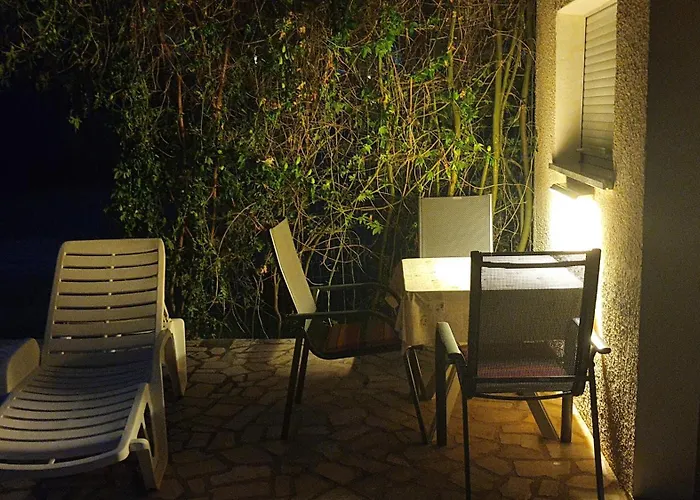 Apartments Vesna Avsec - Krk Town