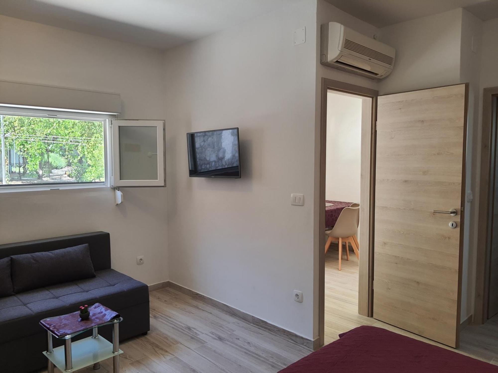 Vesna Avsec - Apartment Krk Town